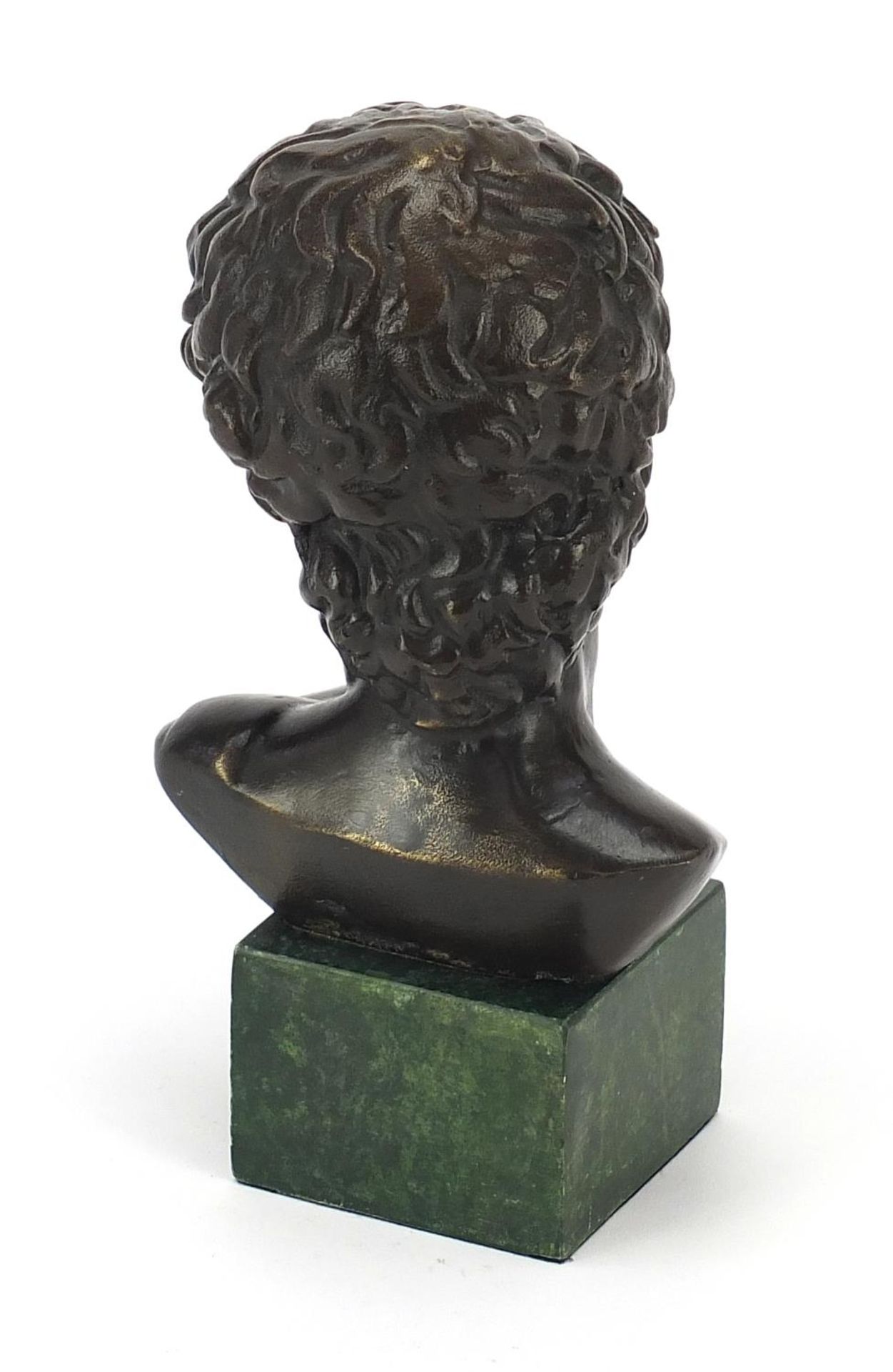 Classical patinated bronze bust of a gentleman raised on a green marble base, 17cm high : For - Bild 2 aus 3