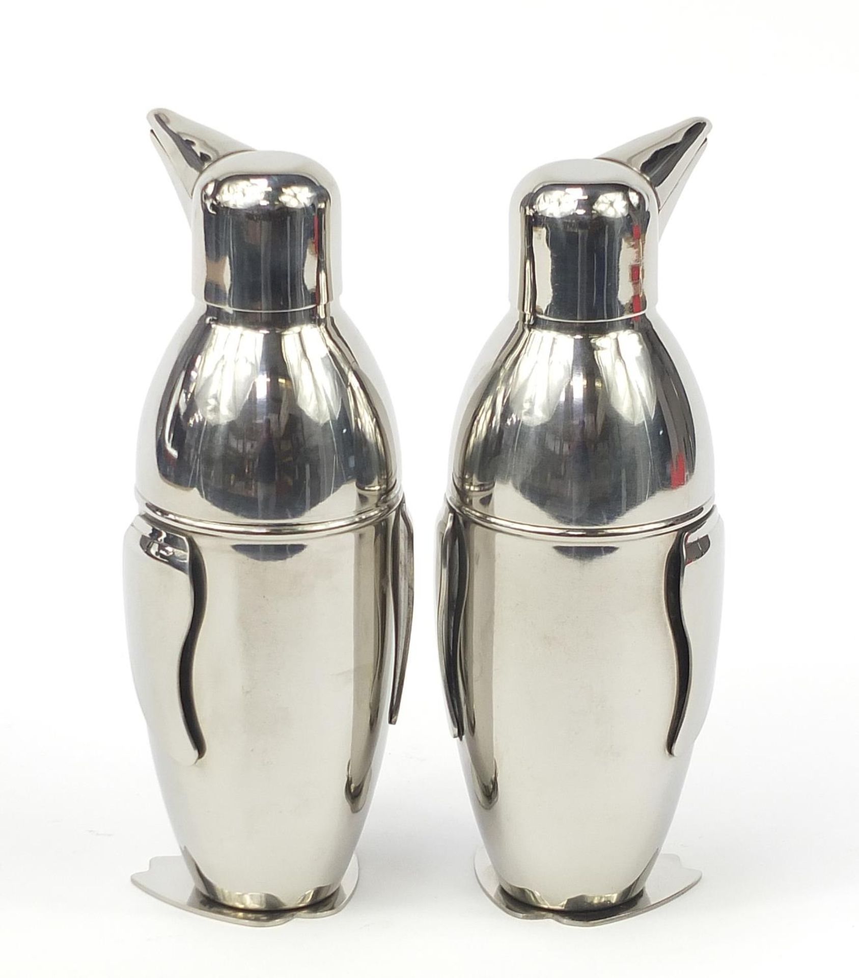 Pair of Art Deco design penguin cocktail shakers, 22cm high : For Further Condition Reports Please - Image 2 of 3