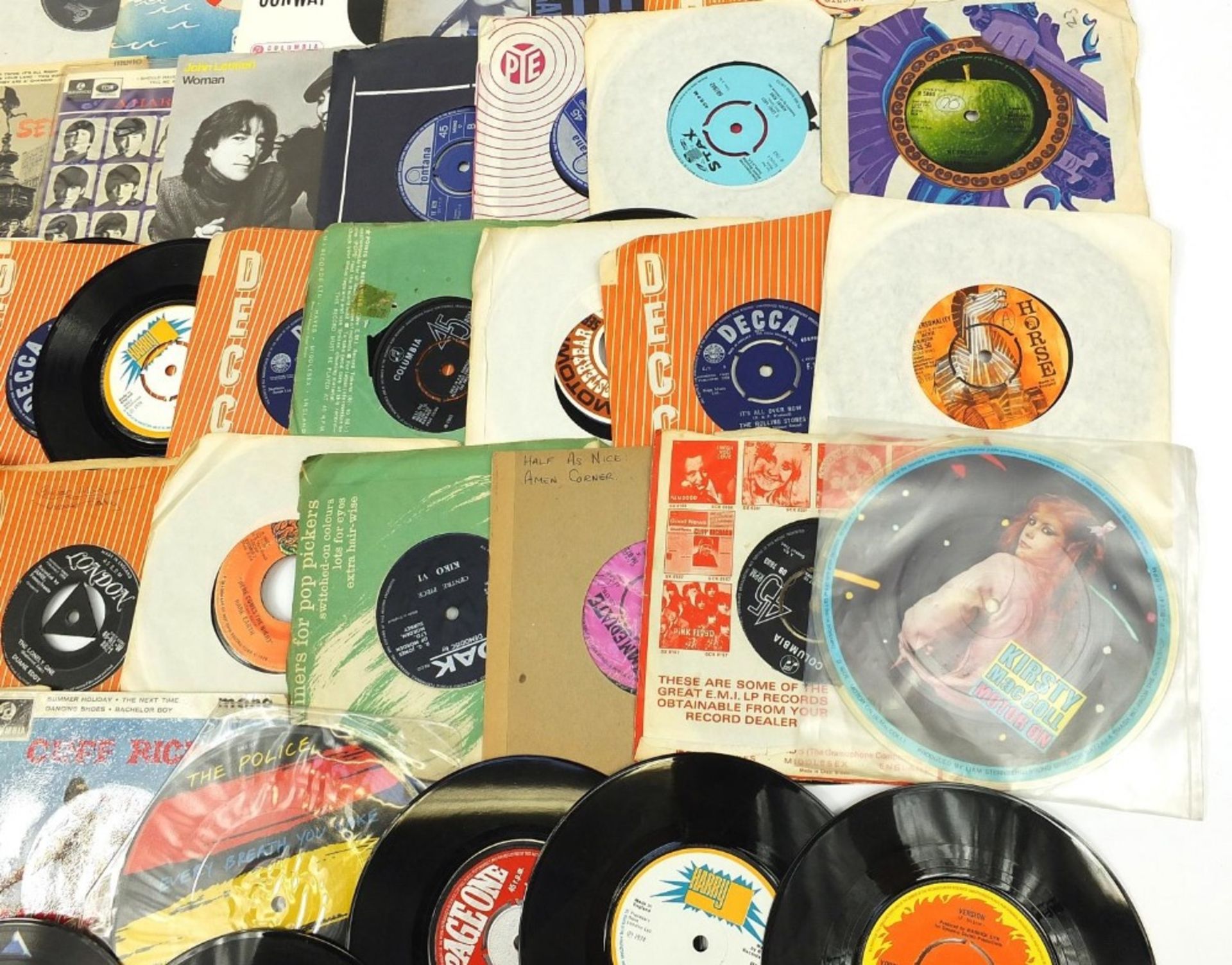 Collection of 45rpm singles including Hedge Hoppers Anonymous, Elvis Presley, David Bowie, Archie - Image 29 of 32