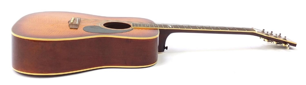 Marlin six string acoustic guitar model MF2-7, 102.5cm in length : For Further Condition Reports - Image 9 of 9