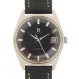 Omega, gentlemen's Geneve wristwatch with black dial and date aperture, the case 34mm wide : For