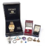 Gentlemen's Seiko quartz 400M wristwatch with box and a selection of costume jewellery including a