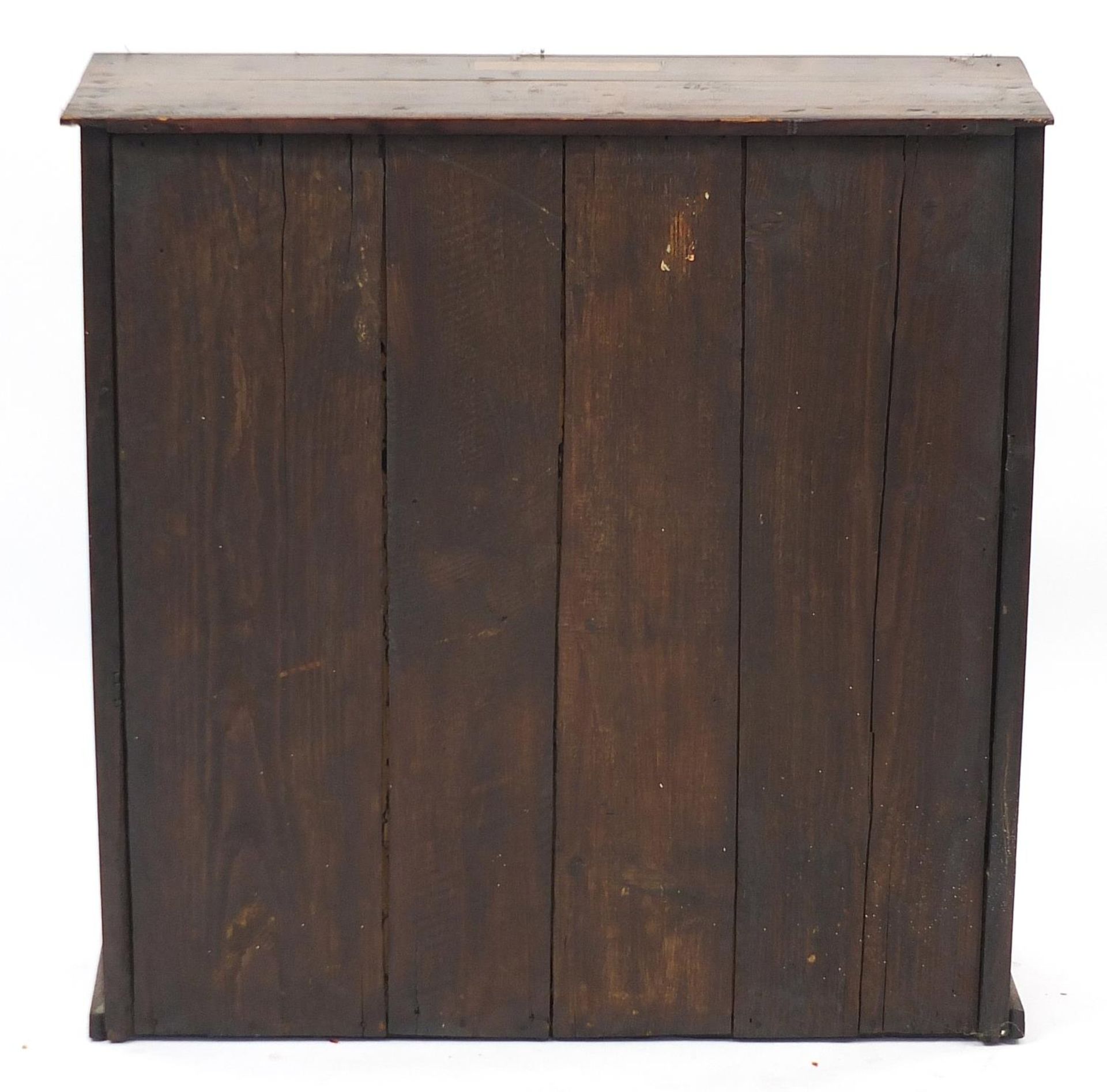 Walnut two door cupboard with inlaid plaque Broadwood & Sons London, 86cm H x 85cm W x 30.5cm D : - Bild 5 aus 5