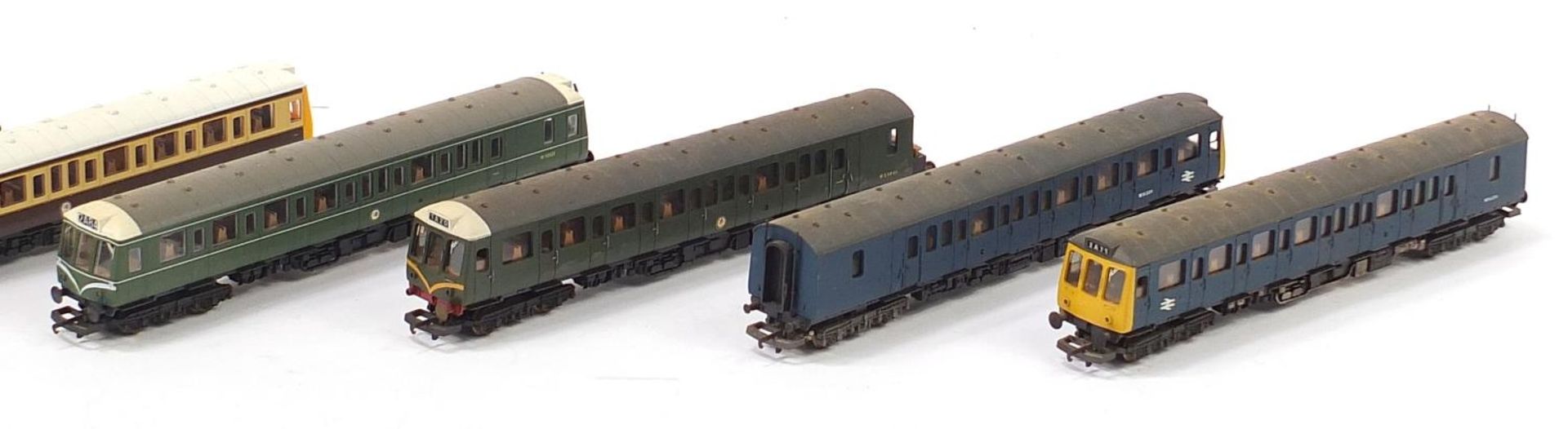 Eight Lima 00 gauge DMU locomotives : For Further Condition Reports Please Visit Our Website - - Image 3 of 5