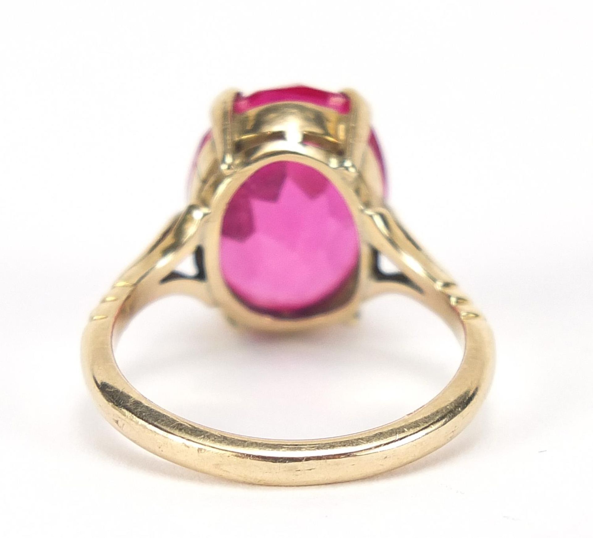 Unmarked gold ruby solitaire ring, the stone approximately 14.5mm x 10mm x approximately 6mm deep, - Image 3 of 4