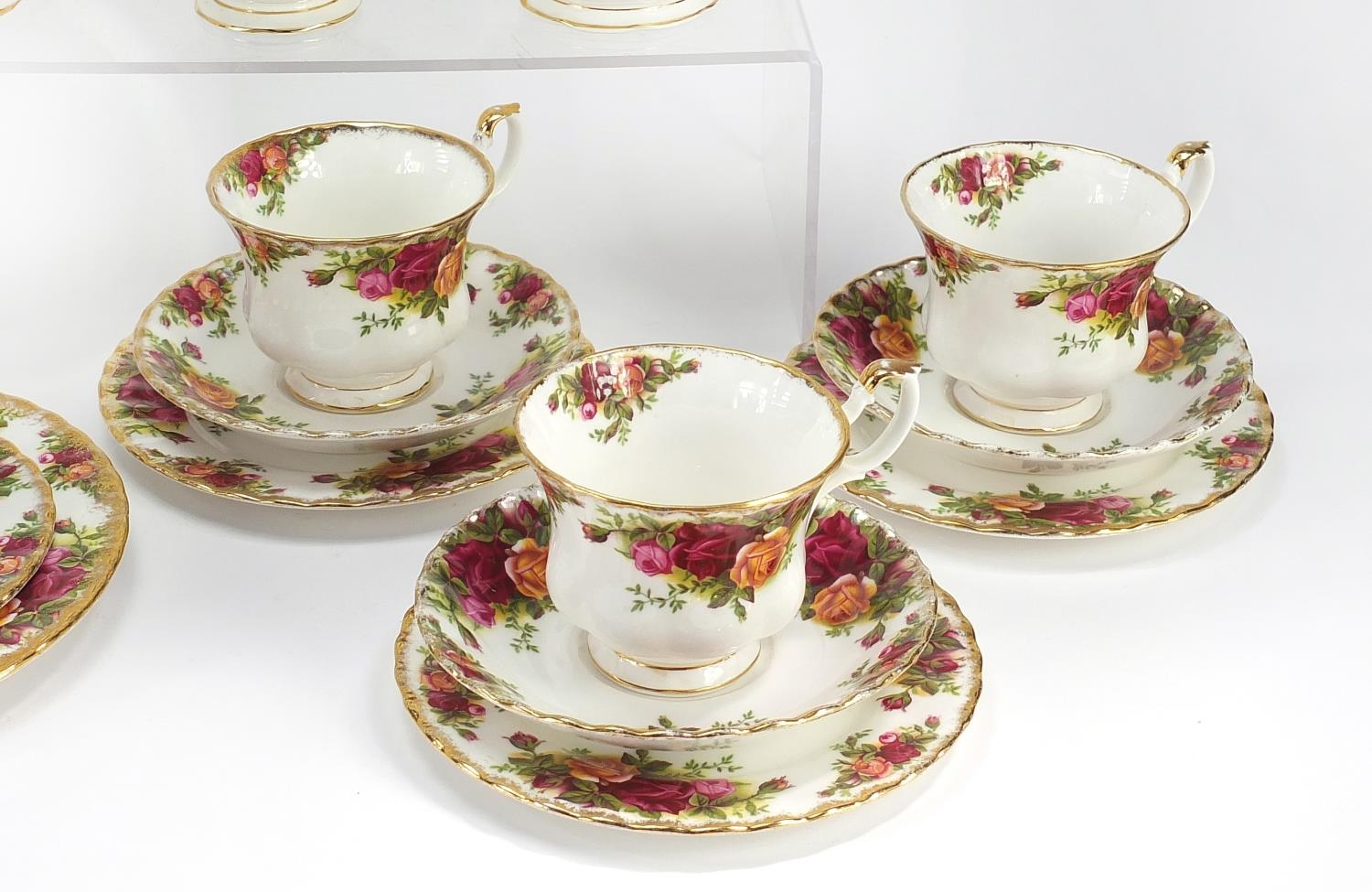 Royal Albert Old Country Roses teaware including teapot and trios, the teapot 24cm in length : For - Image 4 of 5