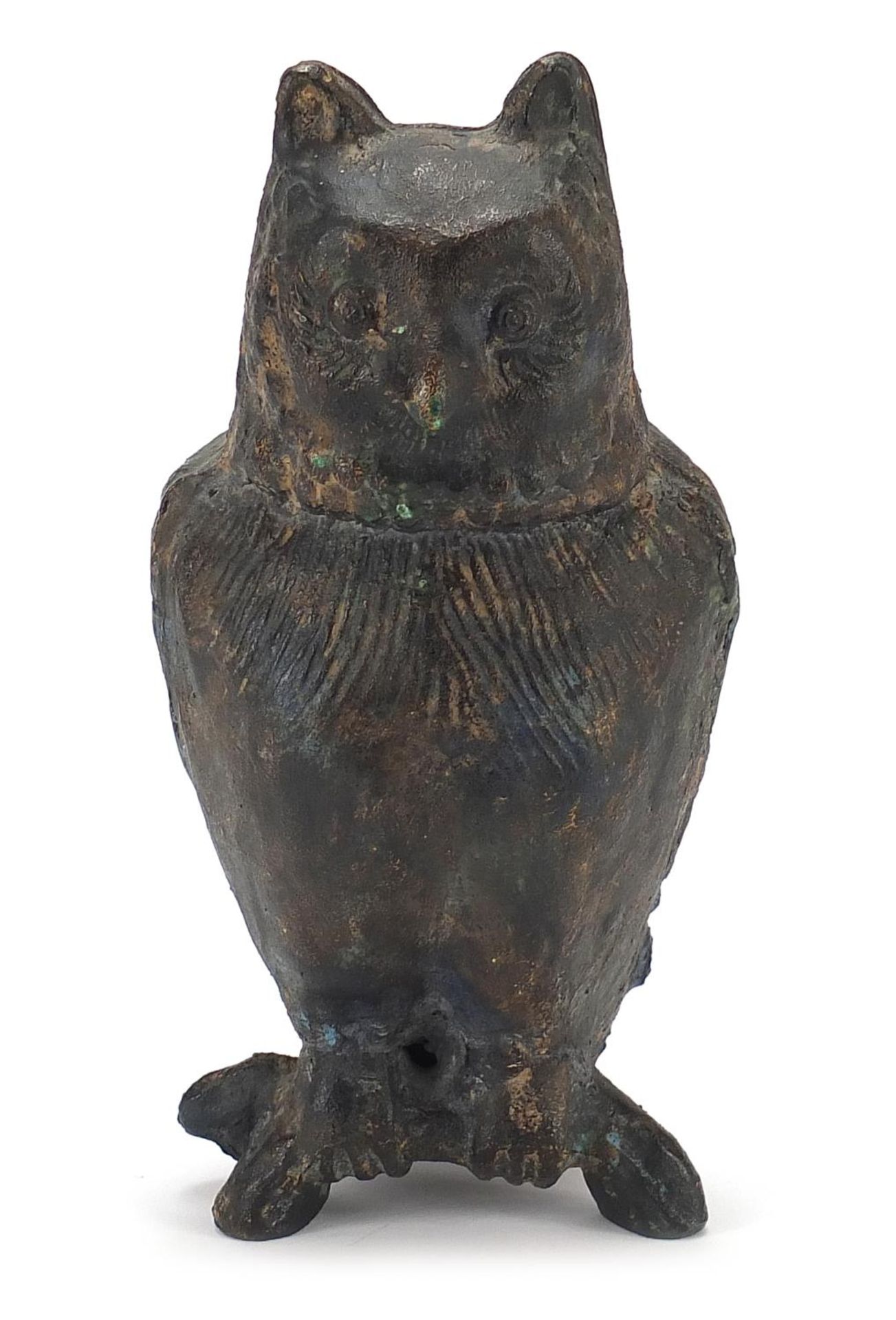 Patinated bronzed owl perched on a branch, 25cm high : For Further Condition Reports Please Visit