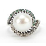 9ct white gold cultured pearl and diamond ring, size K, 5.7g : For Further Condition Reports