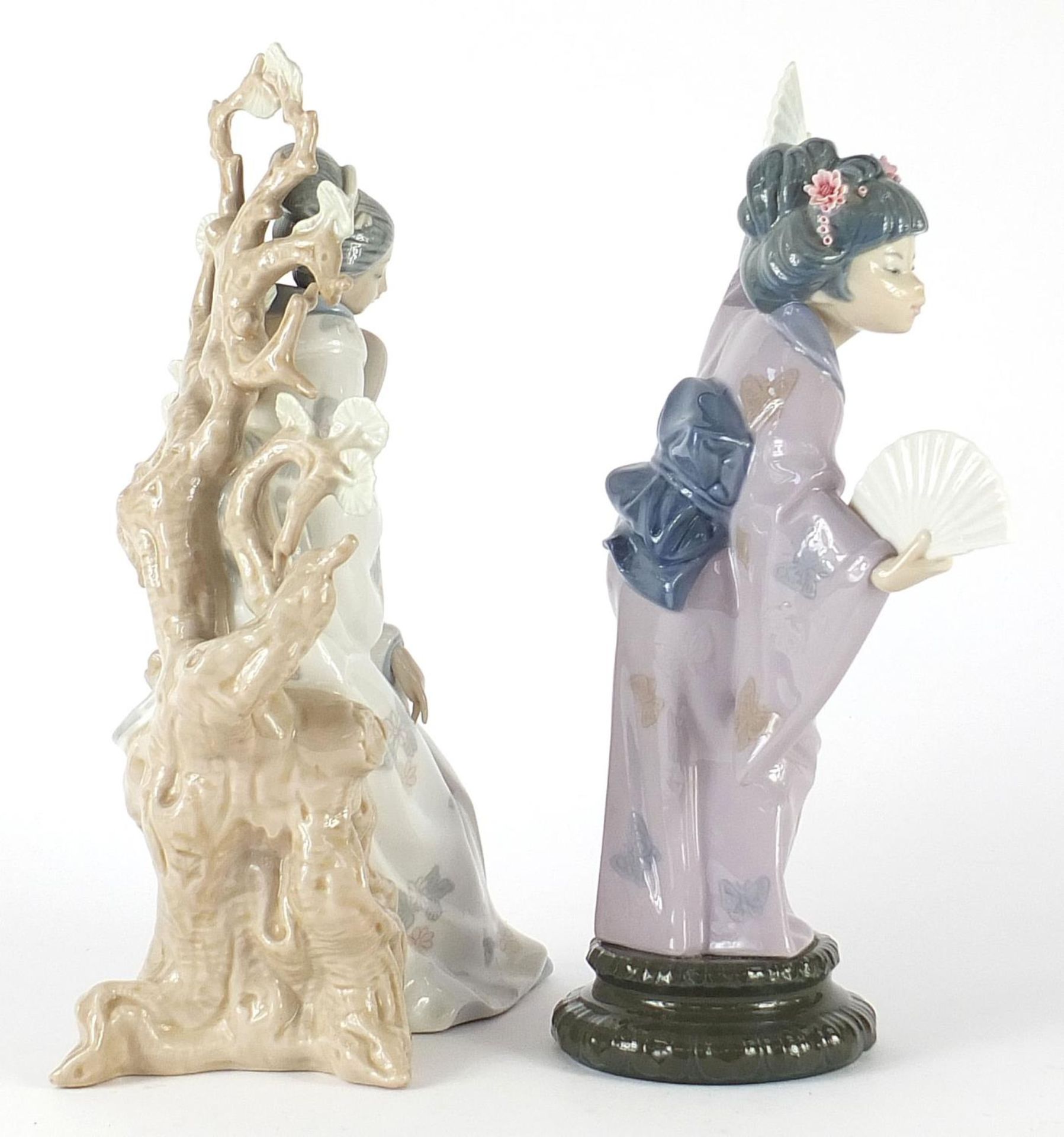Two Lladro Geisha girls with boxes, number 4807 and 4991, the largest 31cm high : For Further - Image 5 of 8