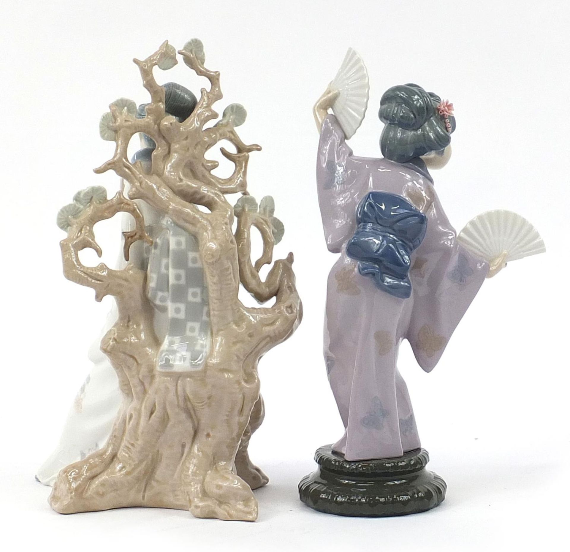 Two Lladro Geisha girls with boxes, number 4807 and 4991, the largest 31cm high : For Further - Image 4 of 8