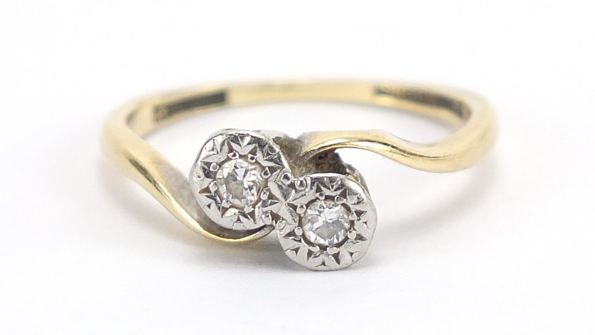 18ct gold and platinum diamond crossover ring, size K, 2.5g : For Further Condition Reports Please