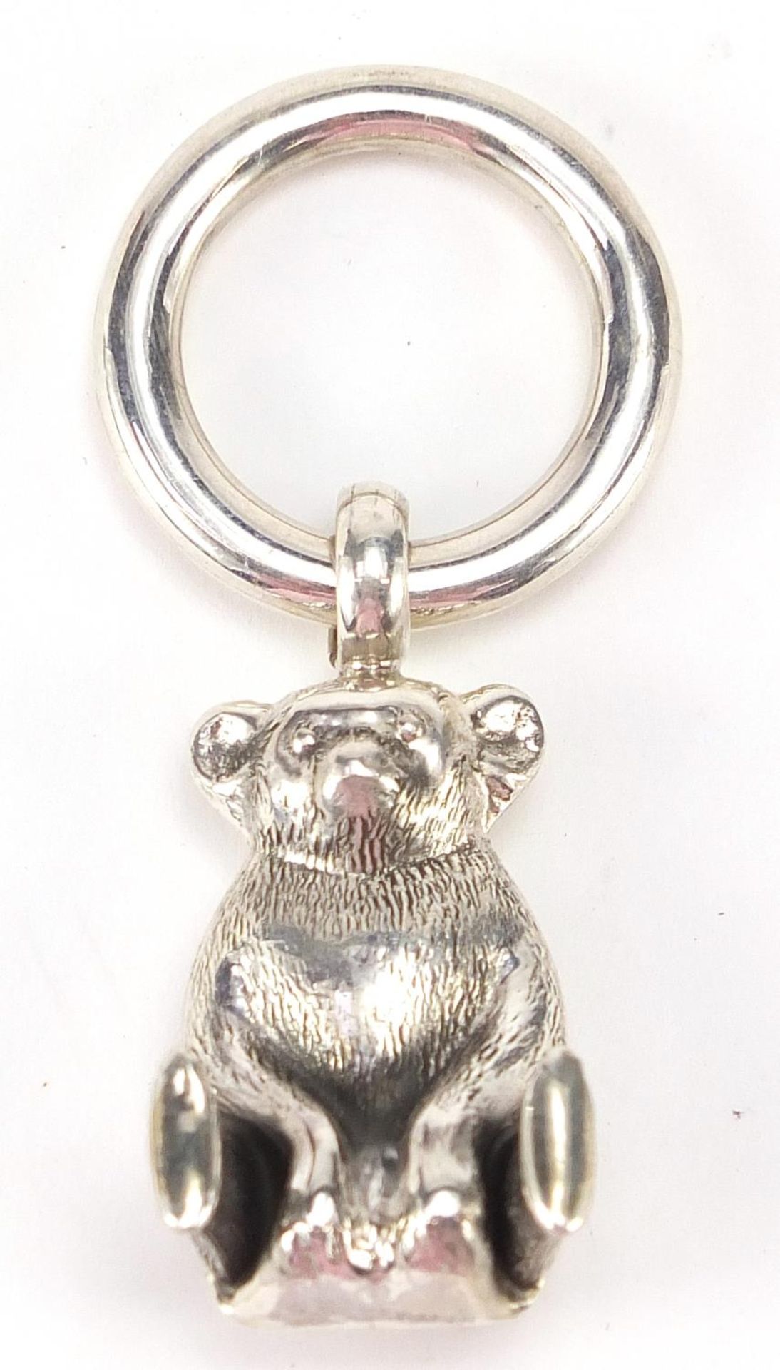 Novelty silver keyring in the form of a seated koala, 7.5cm high, 24.0g : For Further Condition