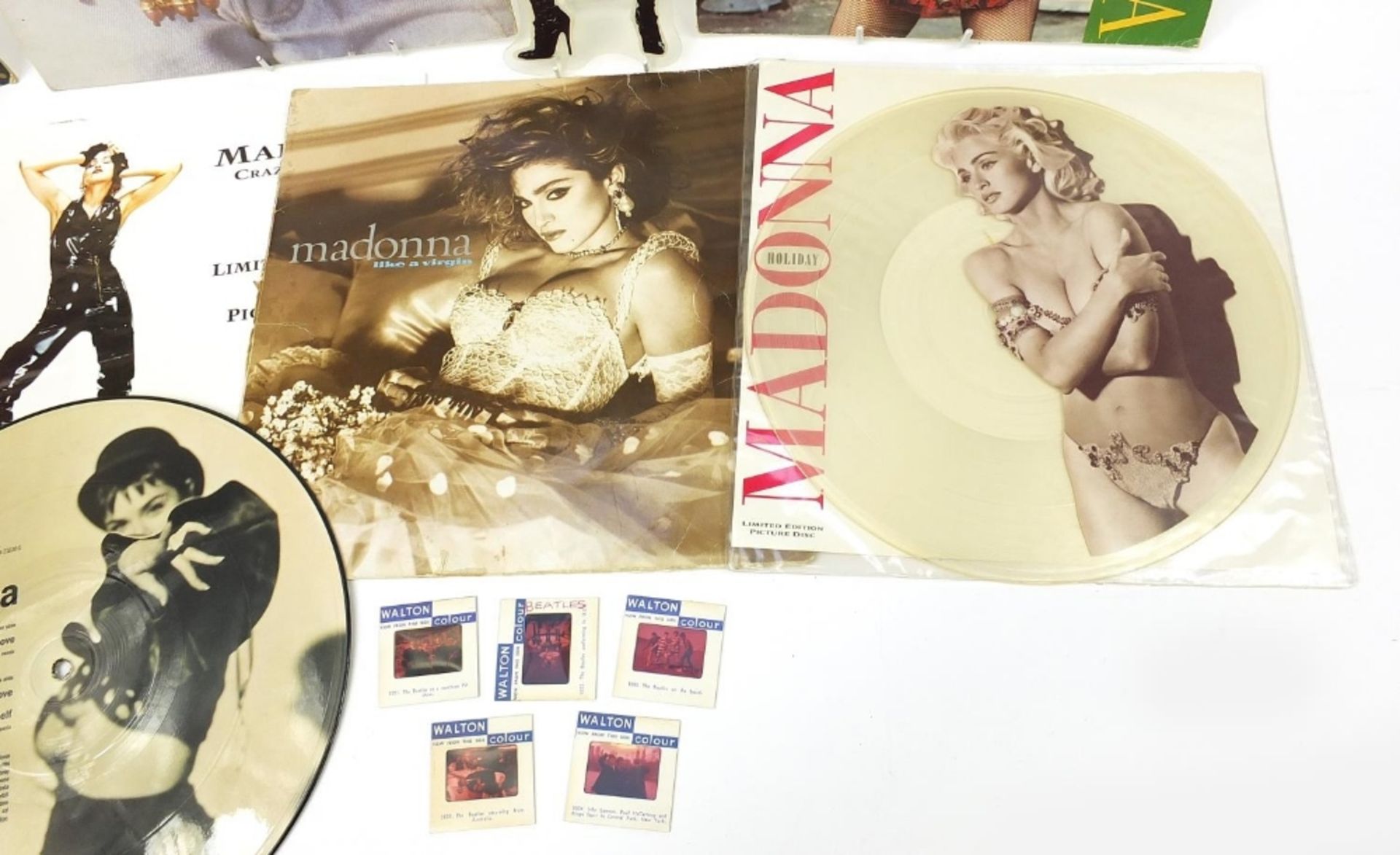 Madonna picture discs and vinyl LP's together with five Beatles Walton photographic slides including - Bild 5 aus 6