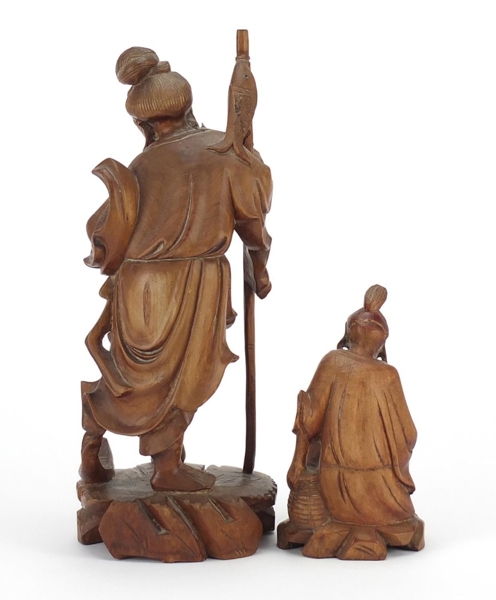 Two Chinese root wood carvings including one of a fisherman, the largest 23cm high : For Further - Bild 5 aus 8