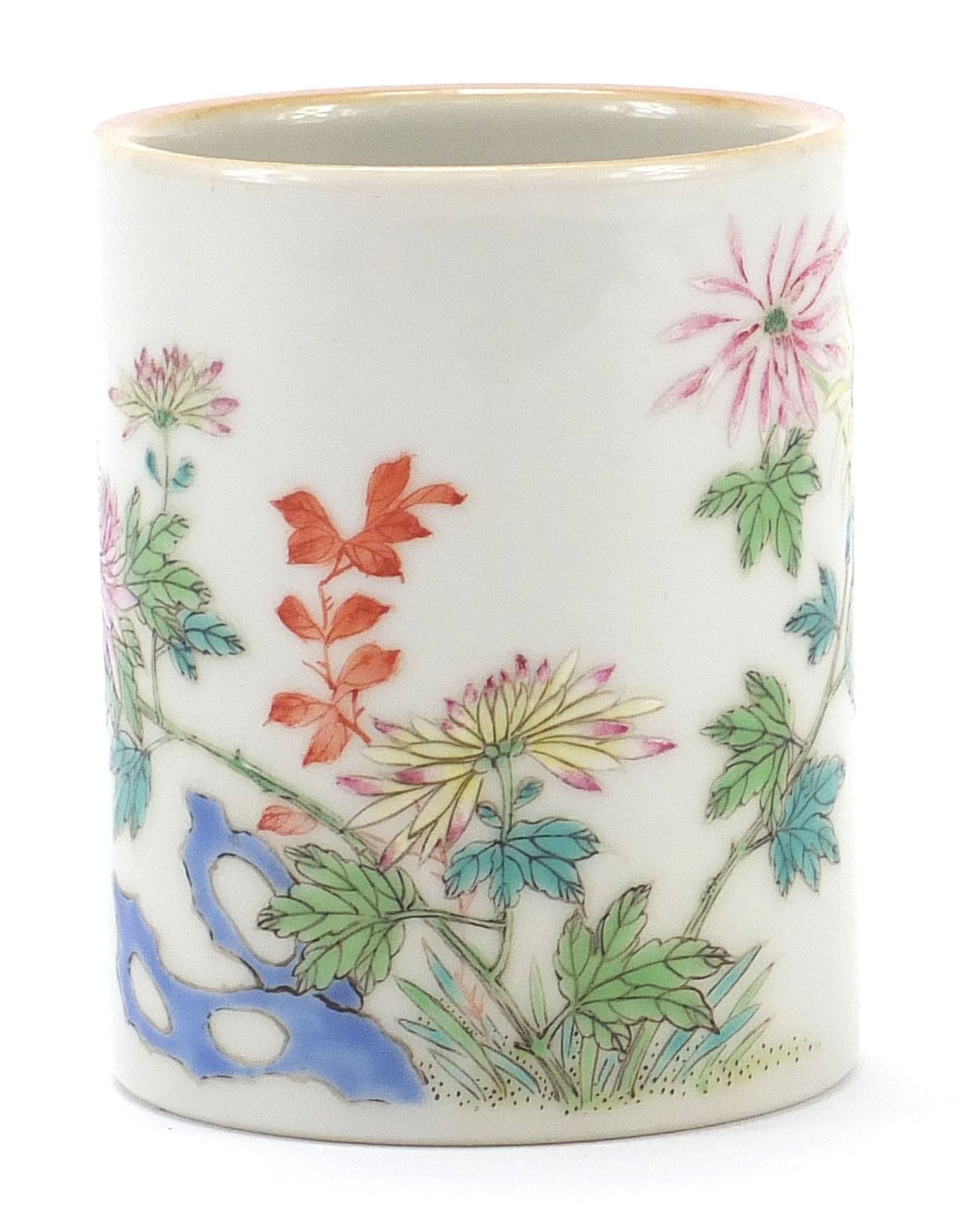 Chinese porcelain brush pot finely hand painted in the famille rose palette with flowers,