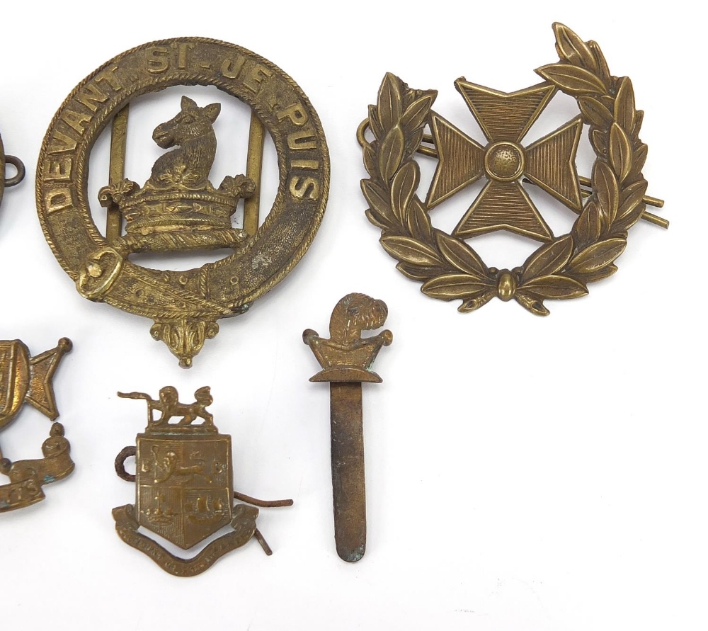 Militaria including a Cinq Ports cap badge and buckle : For Further Condition Reports Please Visit - Image 3 of 4