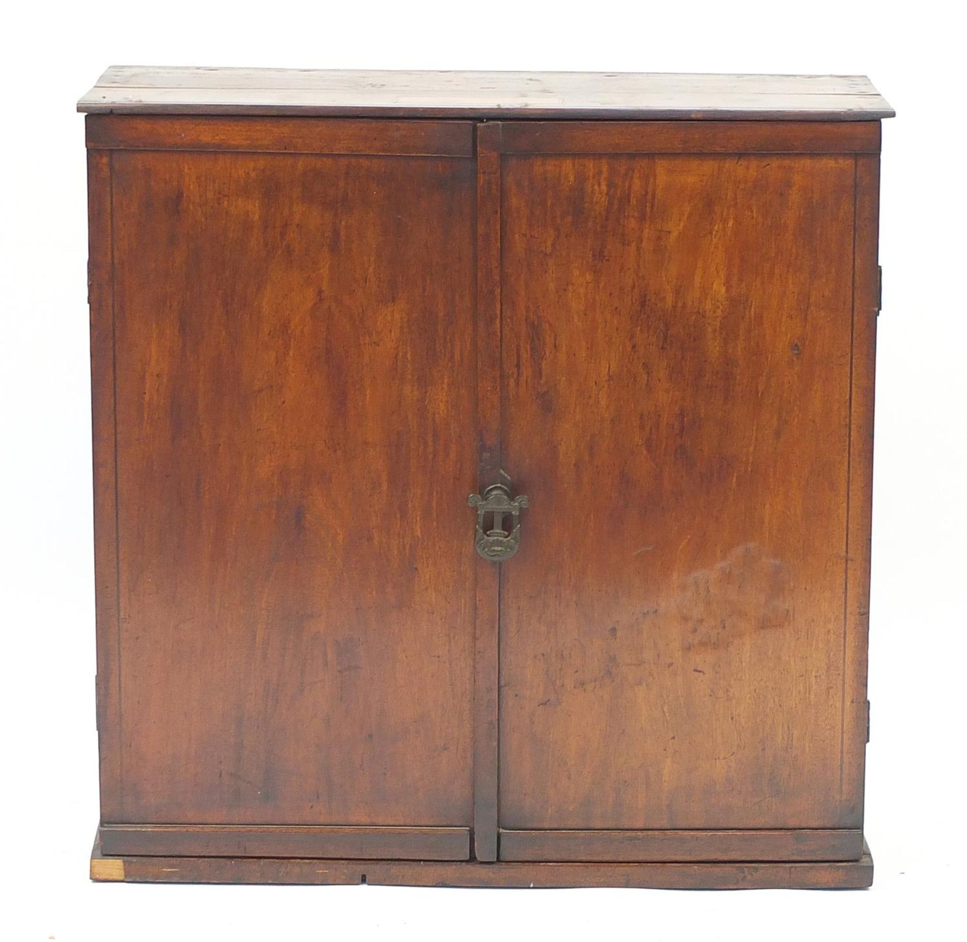 Walnut two door cupboard with inlaid plaque Broadwood & Sons London, 86cm H x 85cm W x 30.5cm D : - Bild 2 aus 5