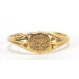 18ct gold shield shape signet ring, size P, 3.0g : For Further Condition Reports Please Visit Our