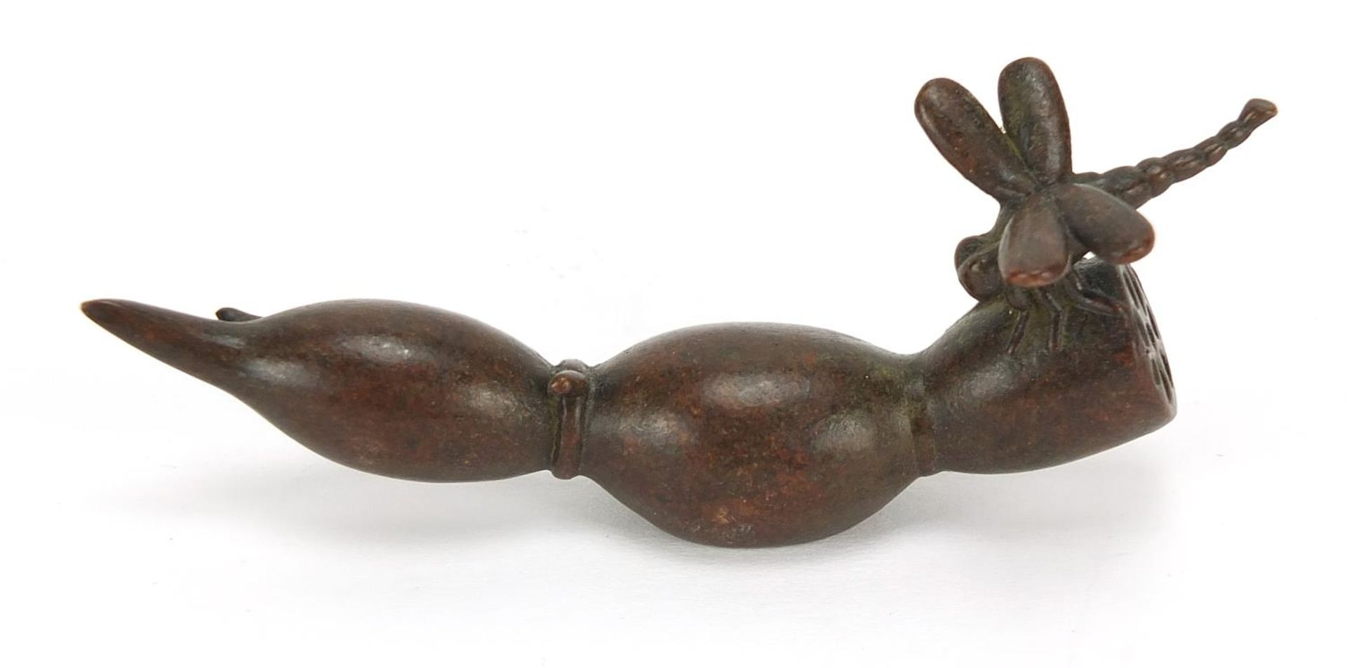 Japanese patinated bronze okimono of a dragonfly, 9cm in length : For Further Condition Reports - Bild 2 aus 8