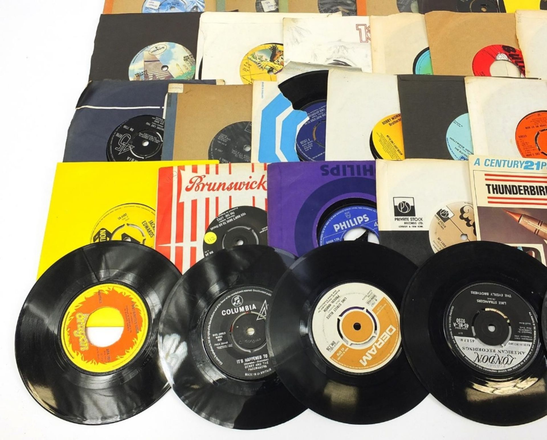Collection of 45rpm singles including Hedge Hoppers Anonymous, Elvis Presley, David Bowie, Archie - Image 10 of 32