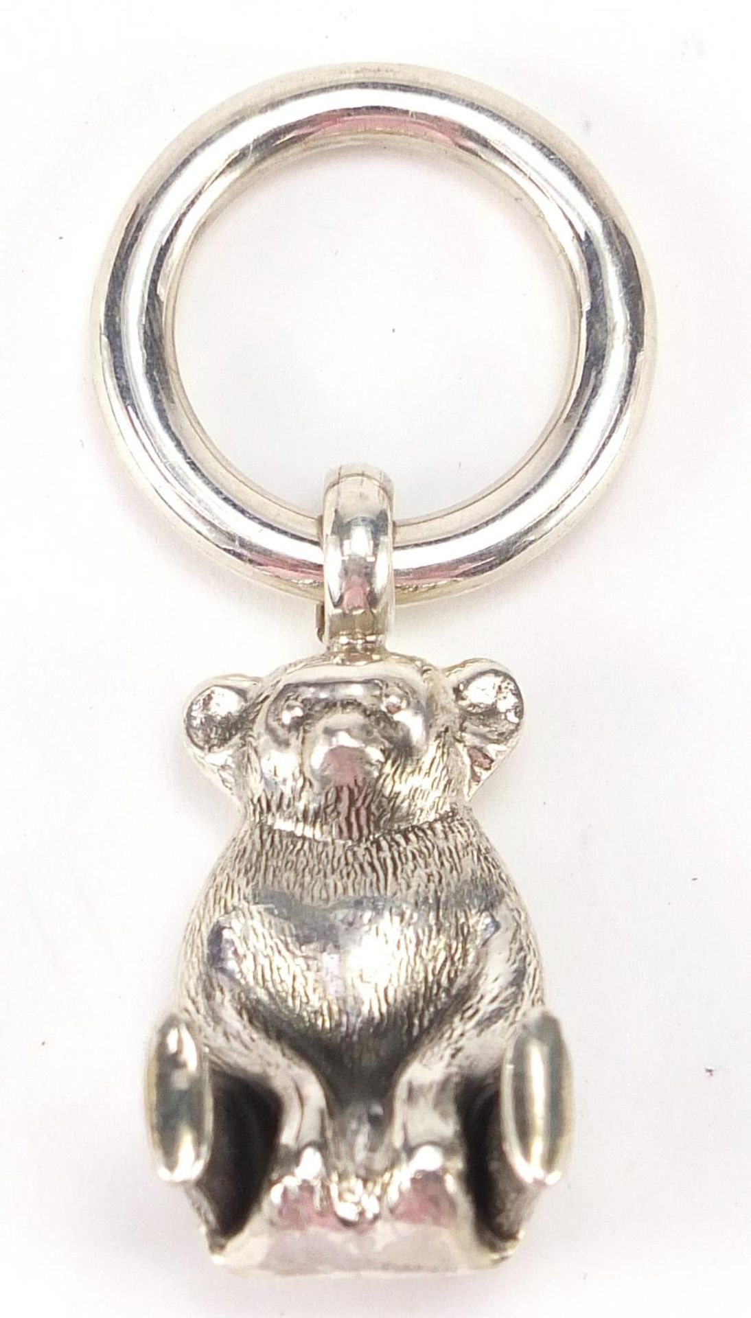 Novelty silver keyring in the form of a seated koala, 7.5cm high, 24.0g : For Further Condition - Image 2 of 6