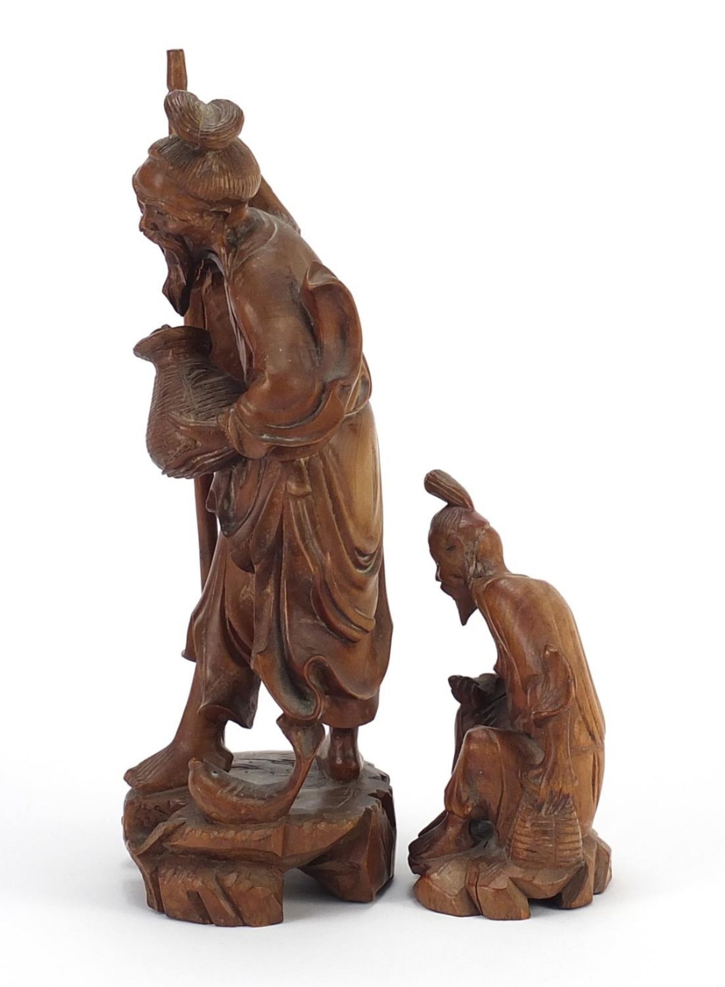 Two Chinese root wood carvings including one of a fisherman, the largest 23cm high : For Further - Bild 4 aus 8