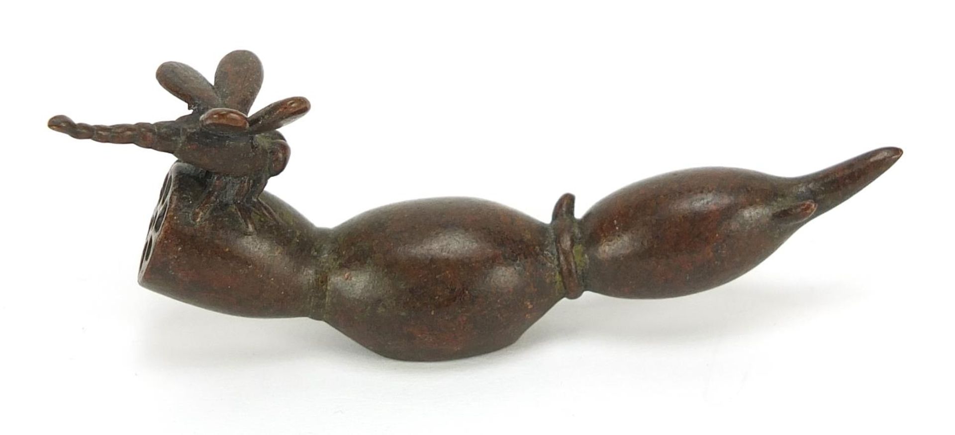 Japanese patinated bronze okimono of a dragonfly, 9cm in length : For Further Condition Reports - Bild 4 aus 8
