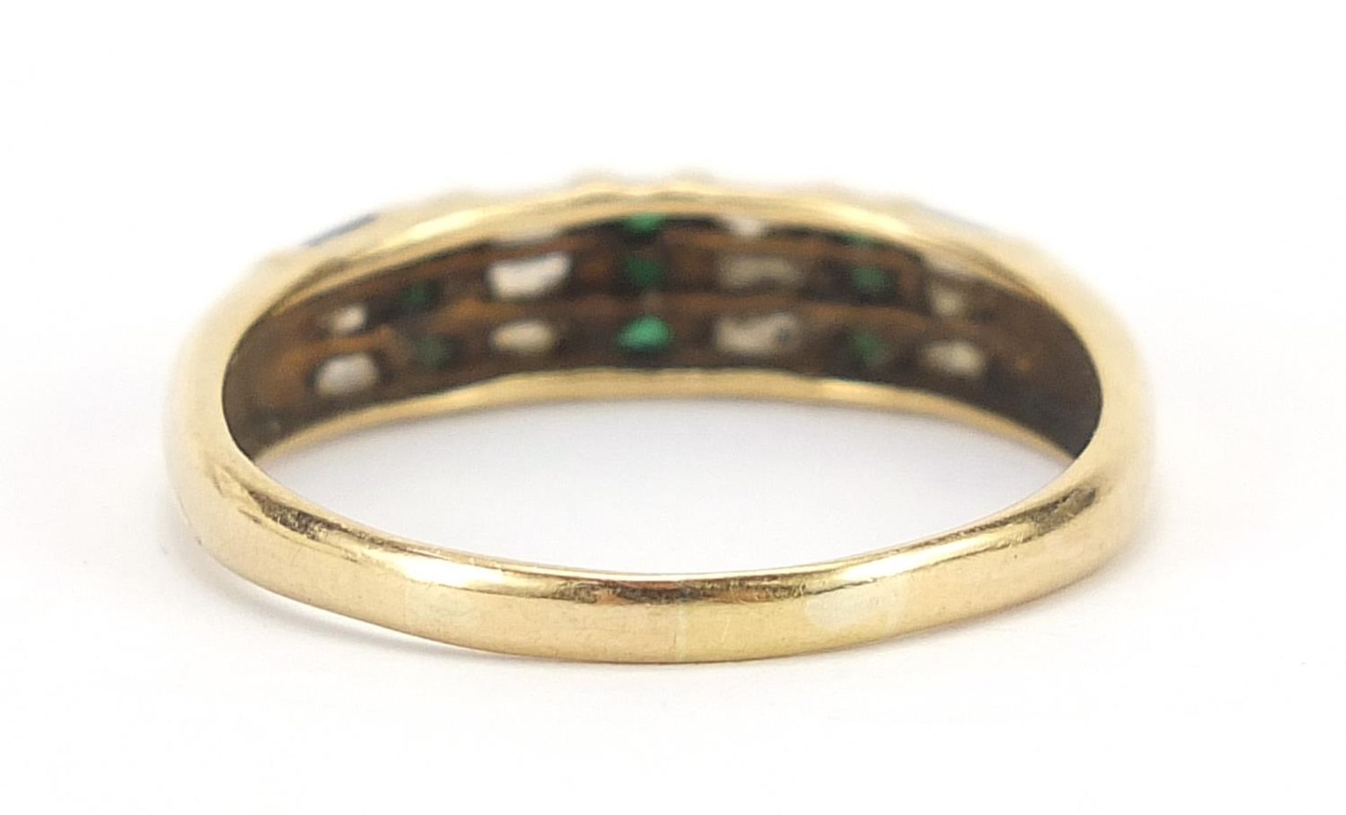 18ct gold green and clear stone half eternity ring, size V, 3.8g : For Further Condition Reports - Image 3 of 6