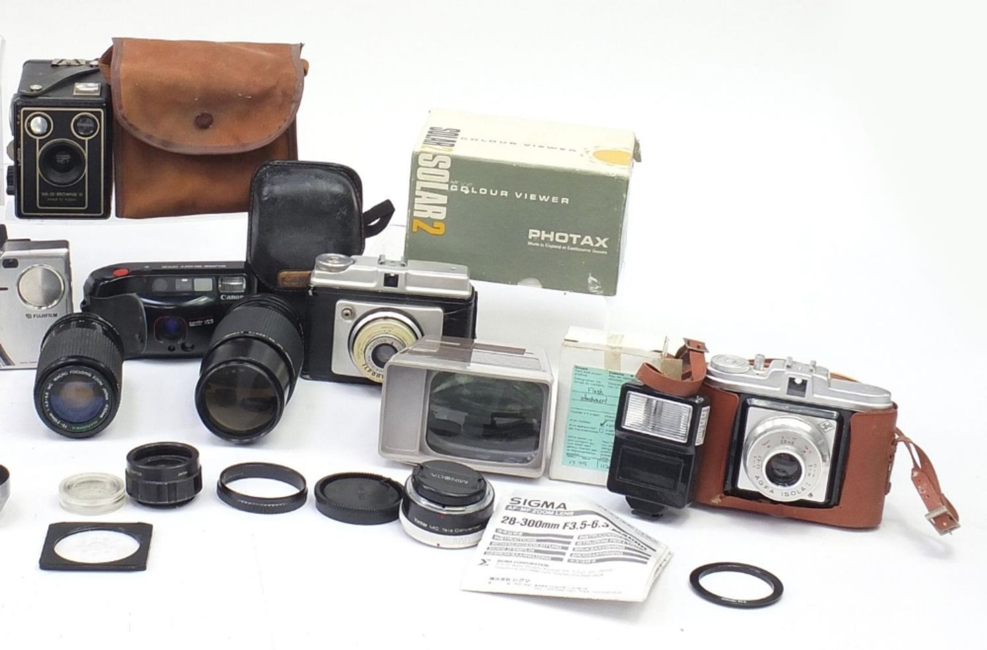 Vintage and later cameras, lenses and accessories including Ilford, Agfa, Canon, Vivitar and Kodak - Image 5 of 10