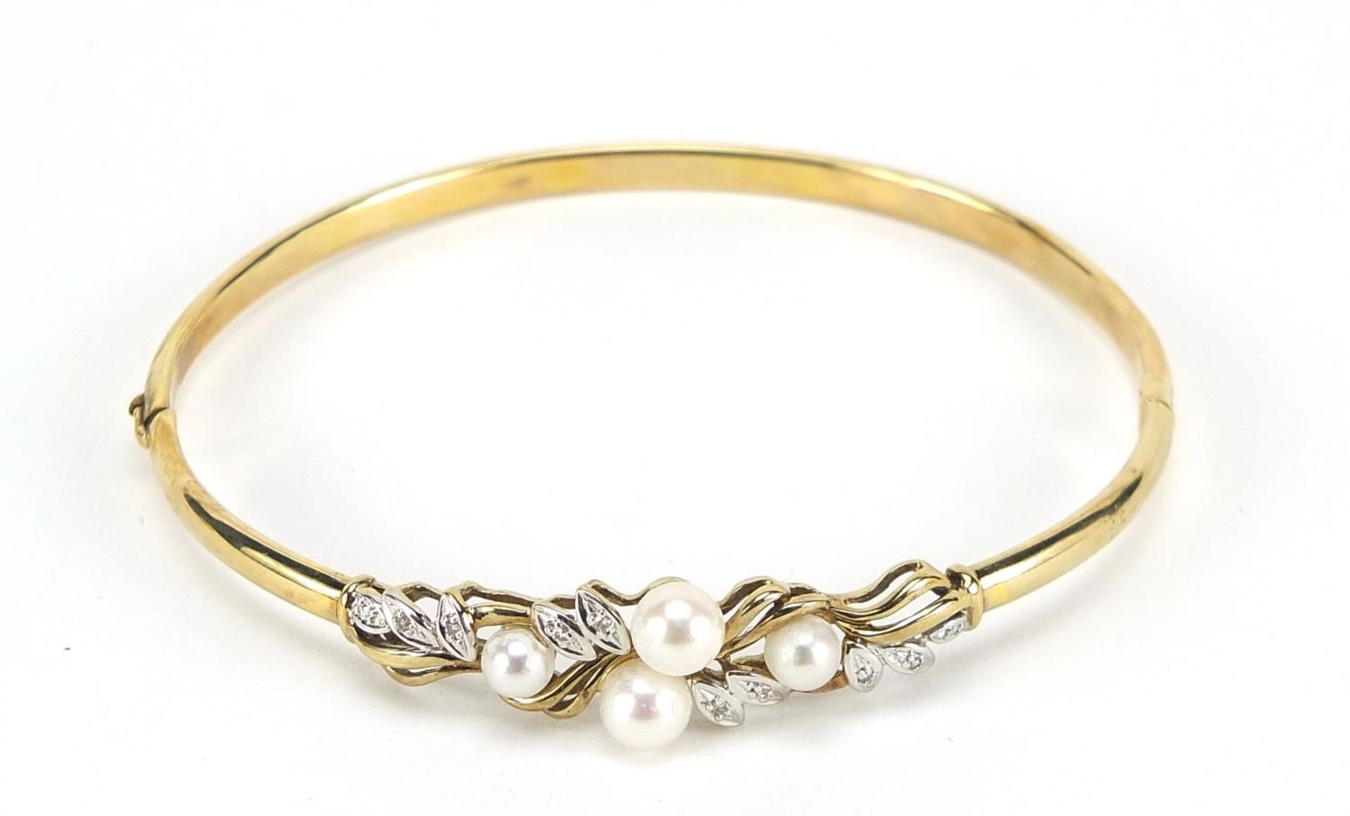 9ct gold pearl and diamond hinged bangle, 6.5cm wide, 7.0g : For Further Condition Reports Please - Image 2 of 5