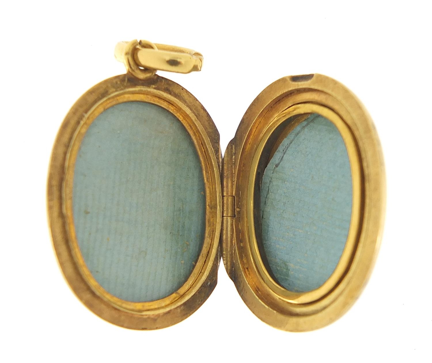 18ct gold oval locket, 3.5cm high, 8.2g : For Further Condition Reports Please Visit Our Website - - Image 2 of 4