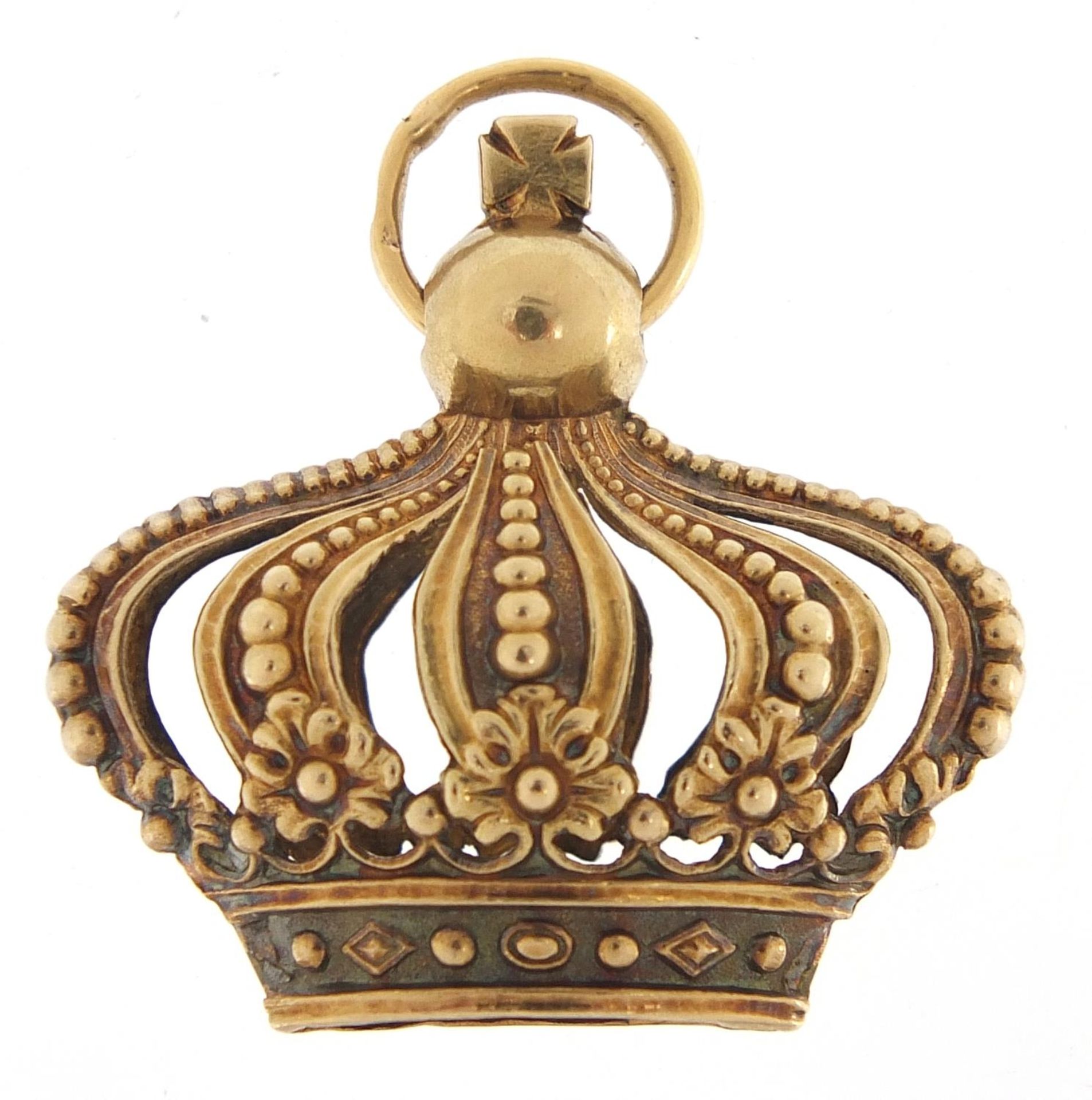 Large gold coloured metal coronation crown charm, 3.4cm wide, 5.4g : For Further Condition Reports - Image 2 of 2