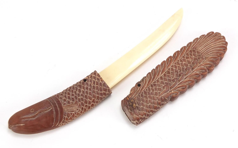 Scrimshaw style carved wood fish design knife with bone blade, 18cm in length : For Further - Image 3 of 4