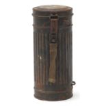 German military interest gas mask canister, 27.5cm high : For Further Condition Reports Please Visit