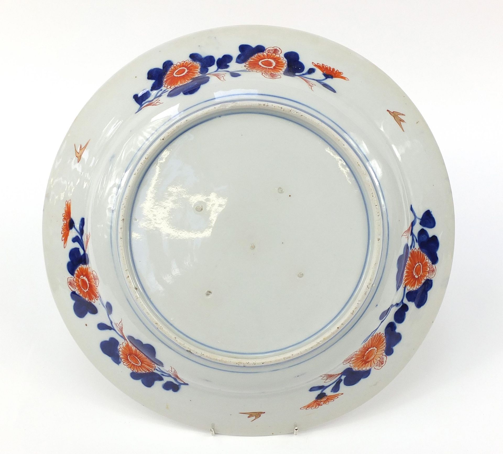 Japanese Imari porcelain charger hand painted with figures, birds and flowers, 41cm in diameter - Image 4 of 4