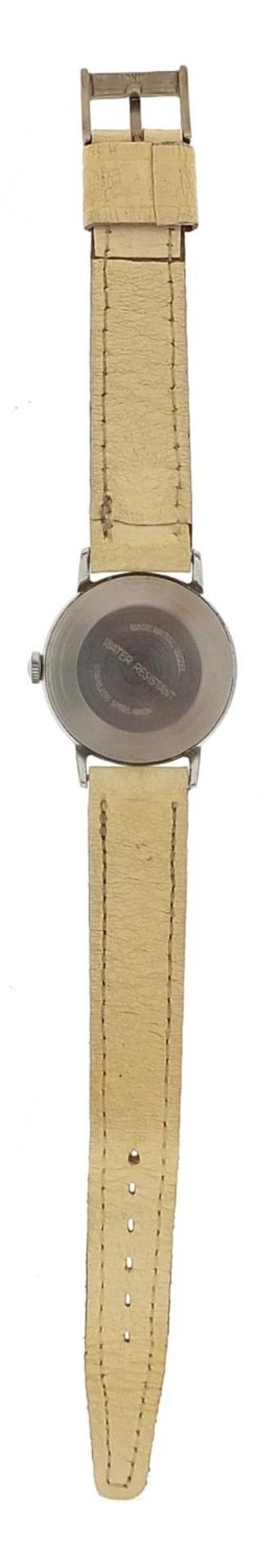 Vintage Snoopy wristwatch with moving arms, 31mm in diameter - Image 5 of 5