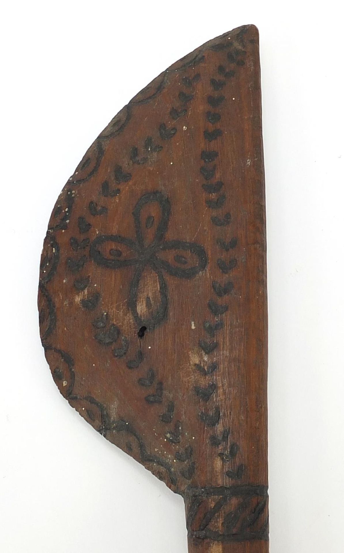 Tribal interest carved wooden paddle possibly Polynesian, 44cm in length - Bild 2 aus 3