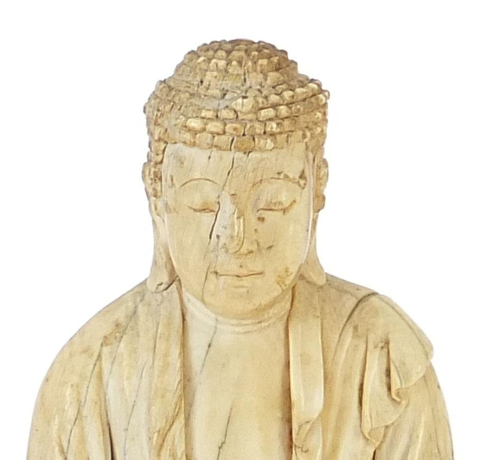 Chinese ivory carving of seated Buddha, character marks to the base, 11cm high - Image 2 of 7