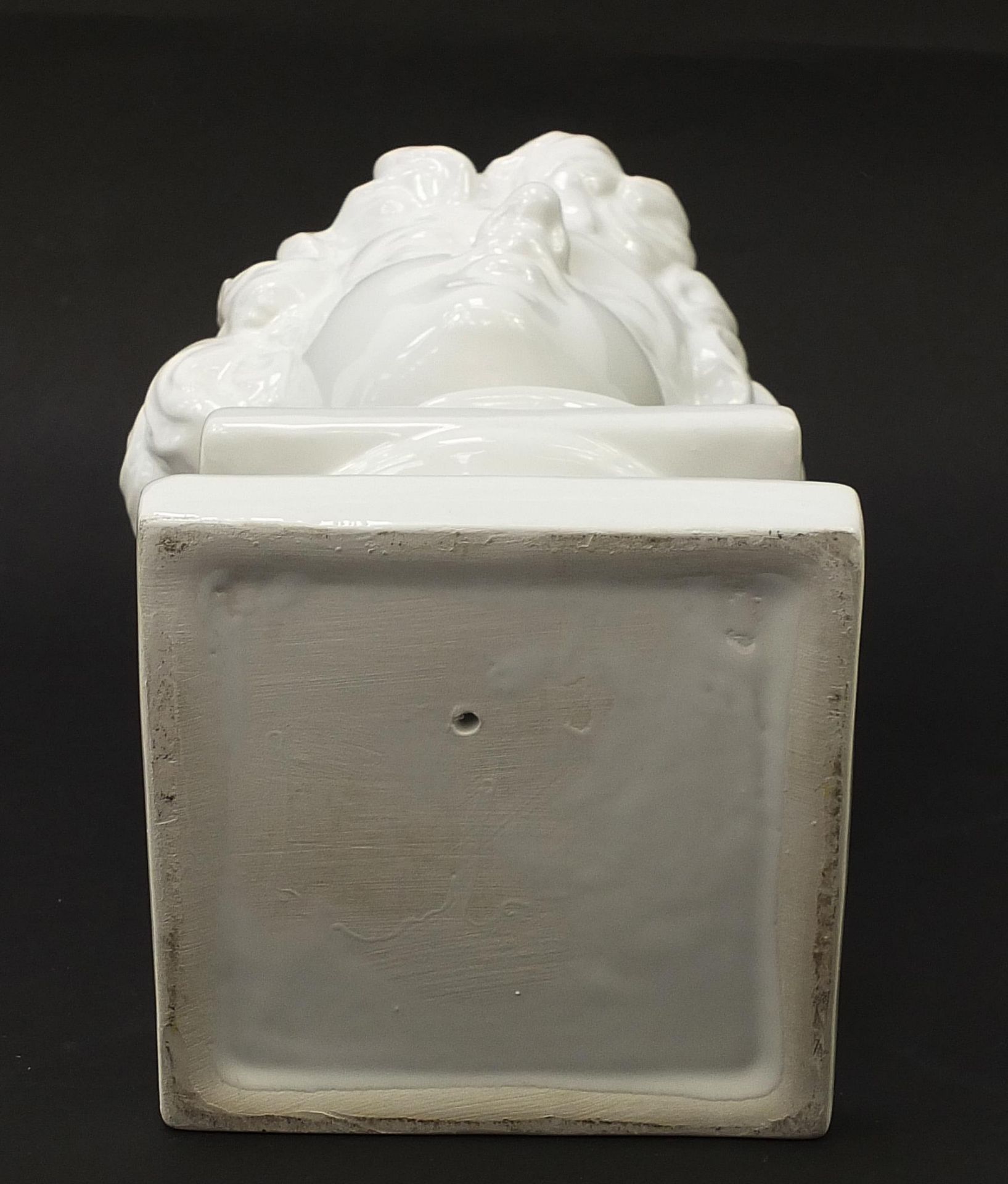 White glazed china bust on plinth of a young female, 40cm high - Image 4 of 4