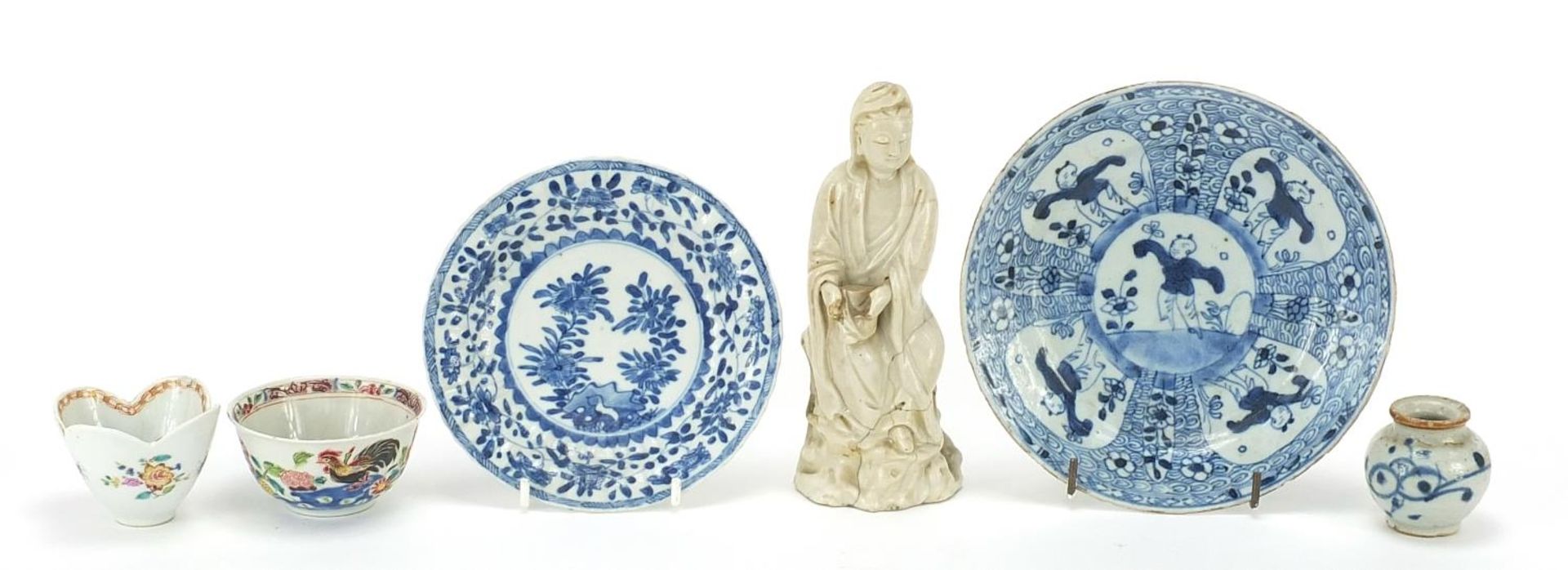 Chinese porcelain including blanc de chine figurine of Guanyin, blue and white plates and tea