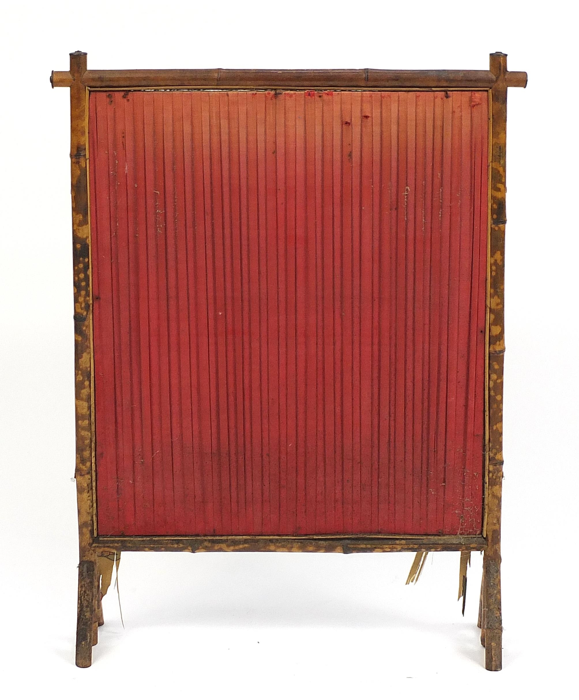 Japanese bamboo screen hand painted with figures, 96cm H x 72.5cm W - Image 2 of 2