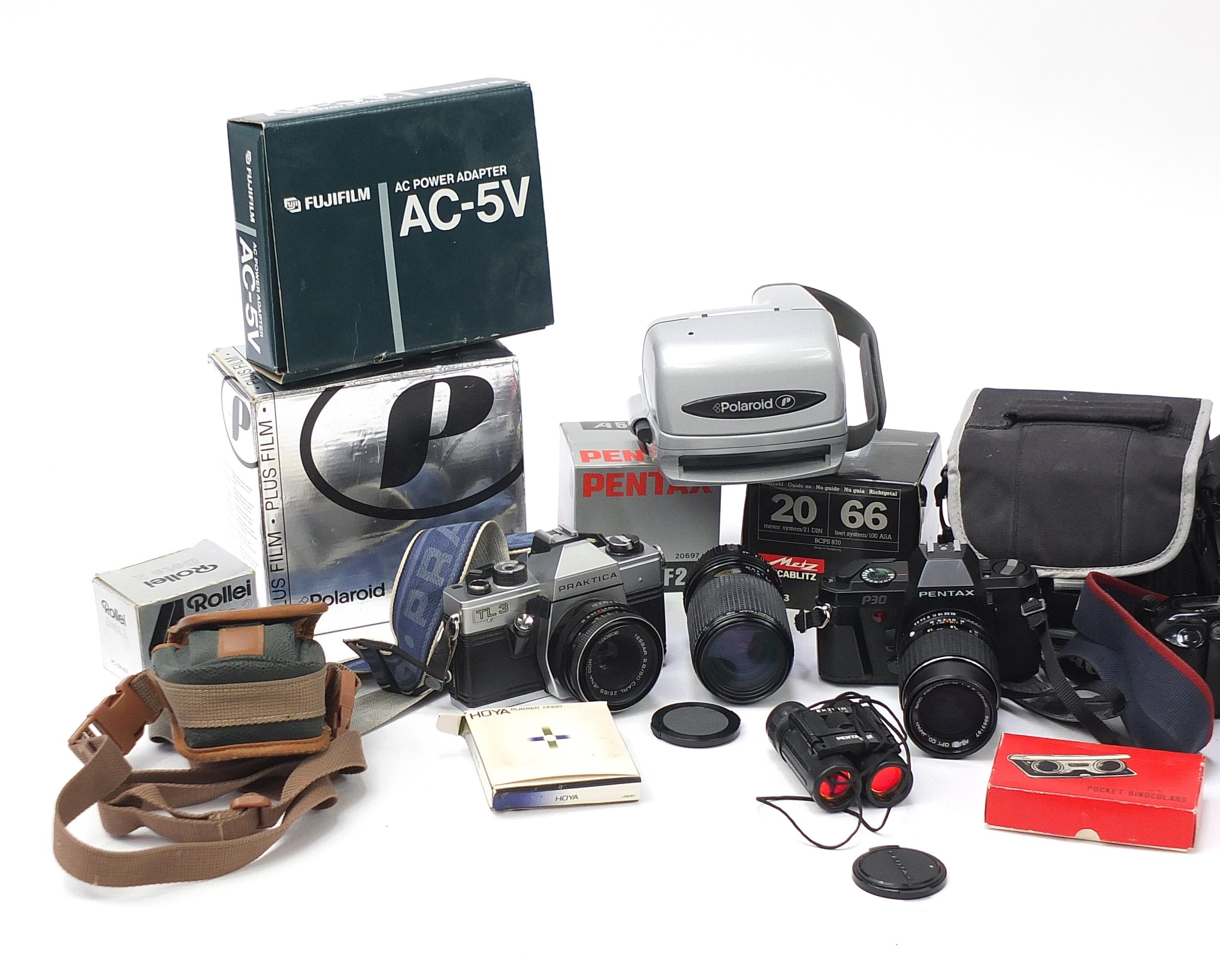 Cameras, binoculars and accessories including vintage Pentax P30, Zenith, Canon ELS 500 and Zenith - Image 2 of 5