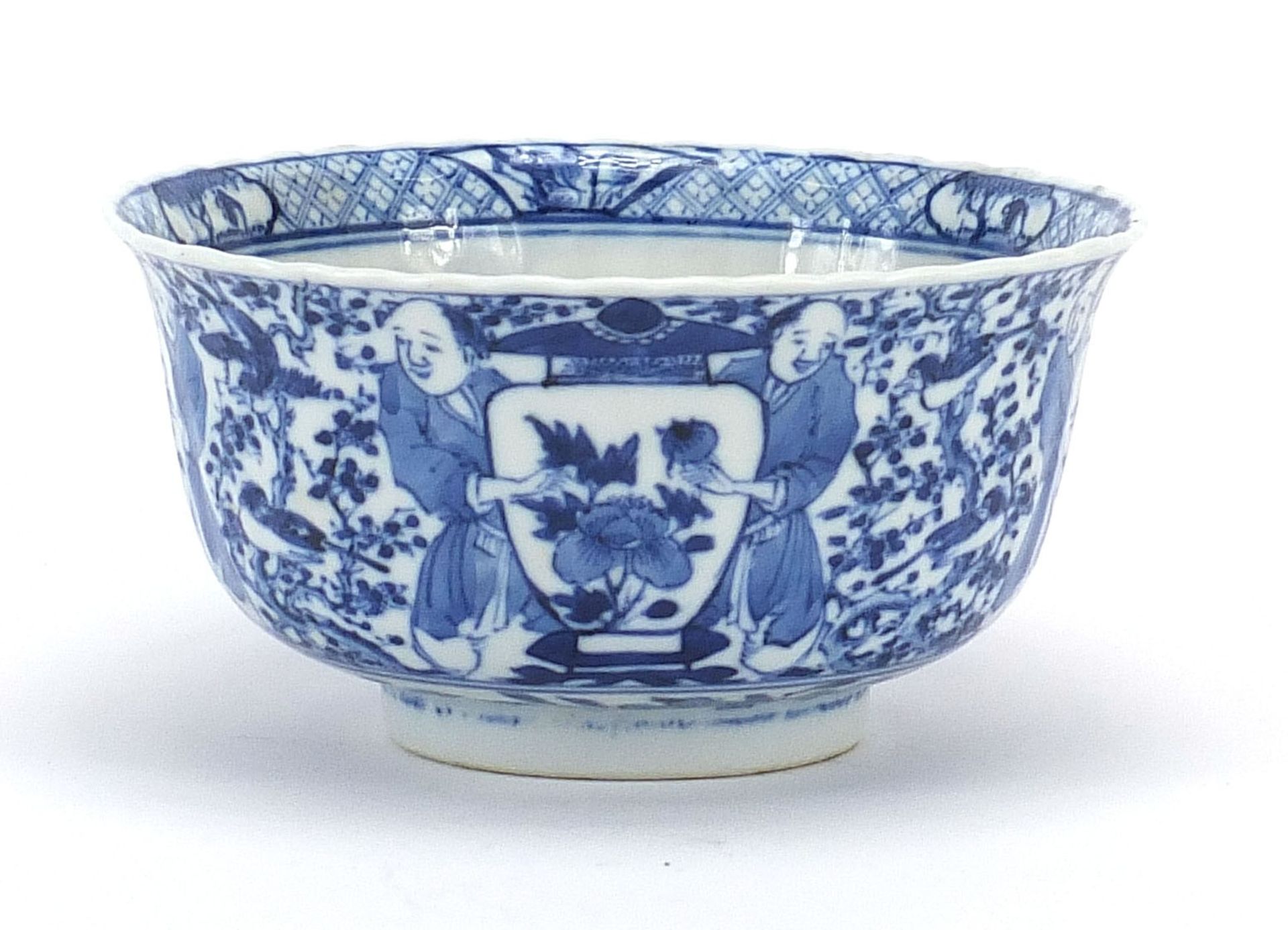 Chinese blue and white porcelain bowl, hand painted with figures holding vases and birds amongst - Image 4 of 9