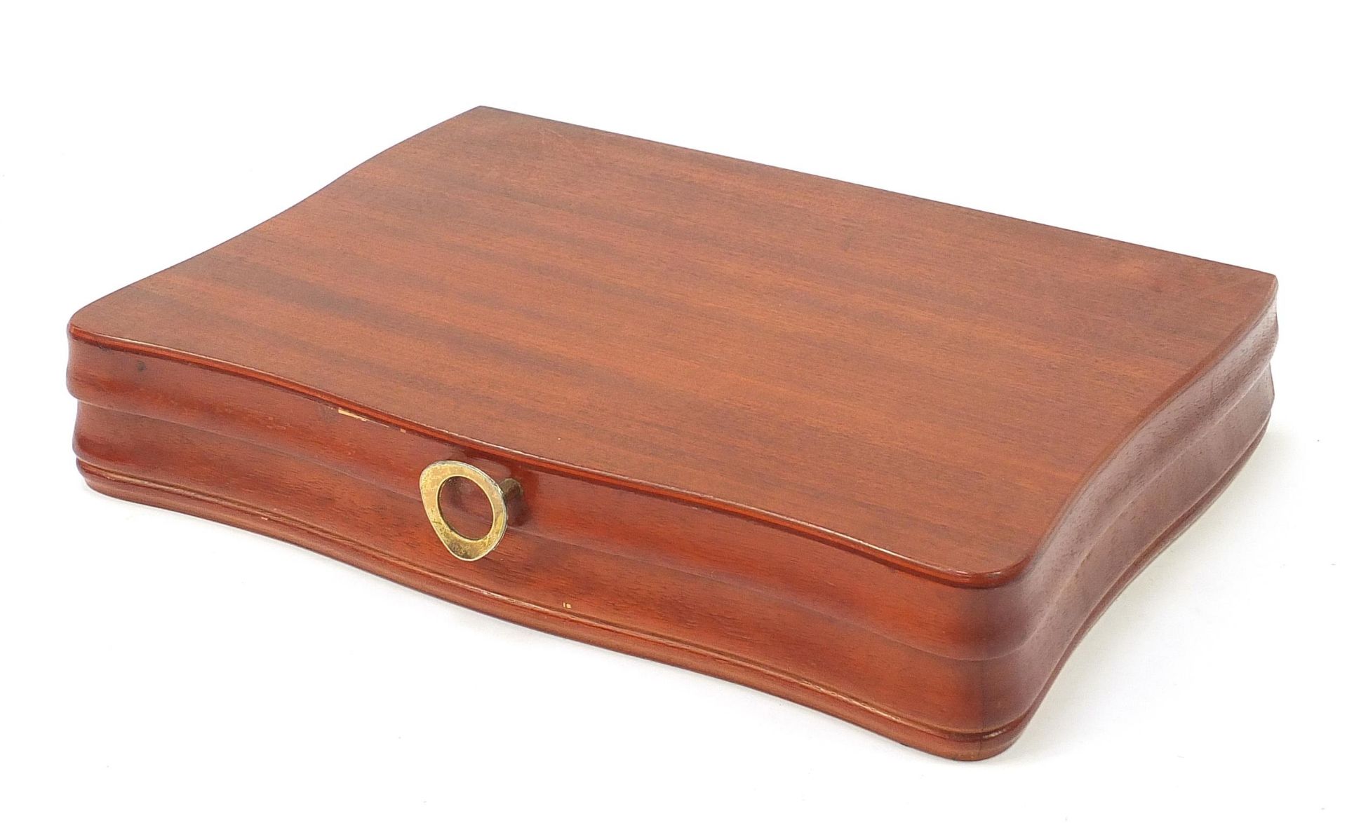 Mahogany cased canteen of cutlery by Viners, the canteen 7cm H x 40cm W x 28cm D - Image 5 of 6