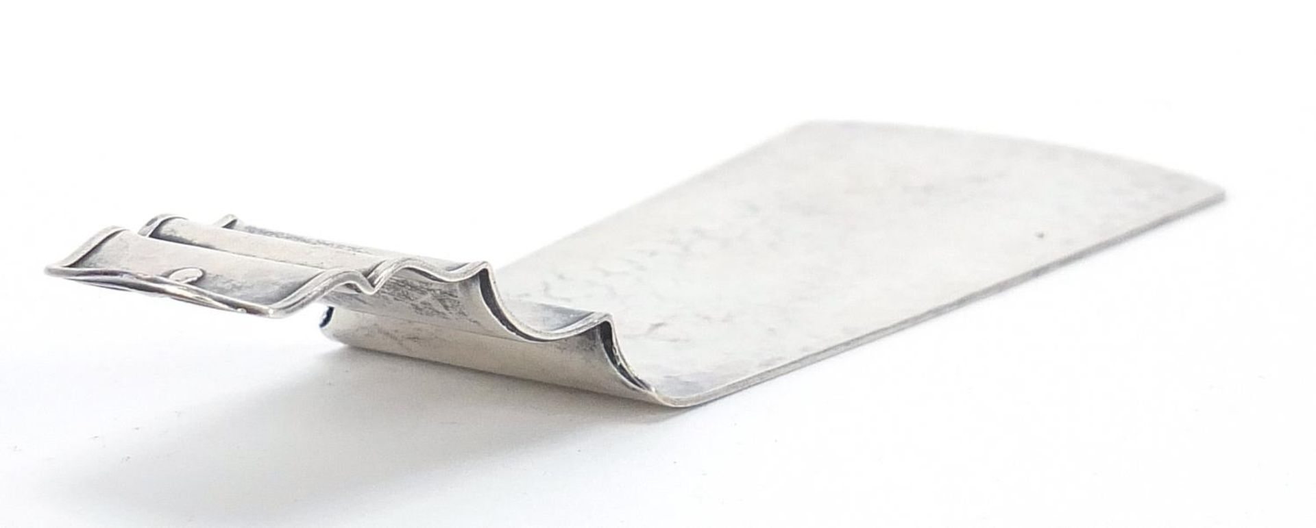 Georg Nisson, Dutch silver plated cake slice, 14.5cm in length, 45.5g - Image 2 of 4