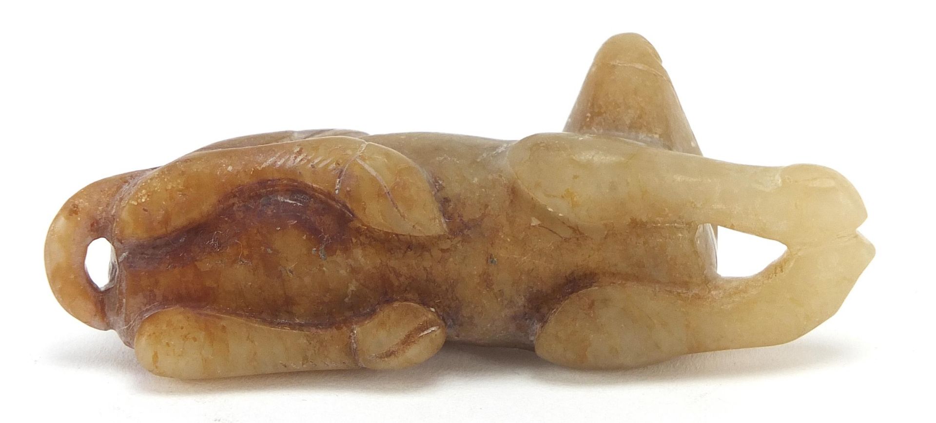 Good Chinese hardstone carving of a recumbent horse and bat, possibly jade, 8.5cm in length - Image 6 of 7