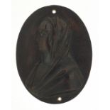 19th century oval patinated bronze plaque of Madonna, 12cm x 9.5cm