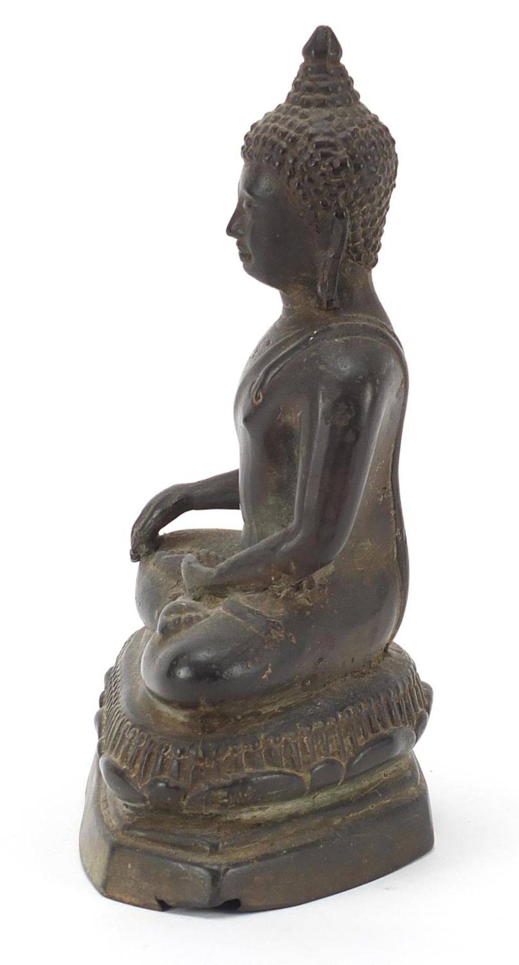 Burmese patinated bronze figure of seated Buddha, 20.5cm high - Image 3 of 7