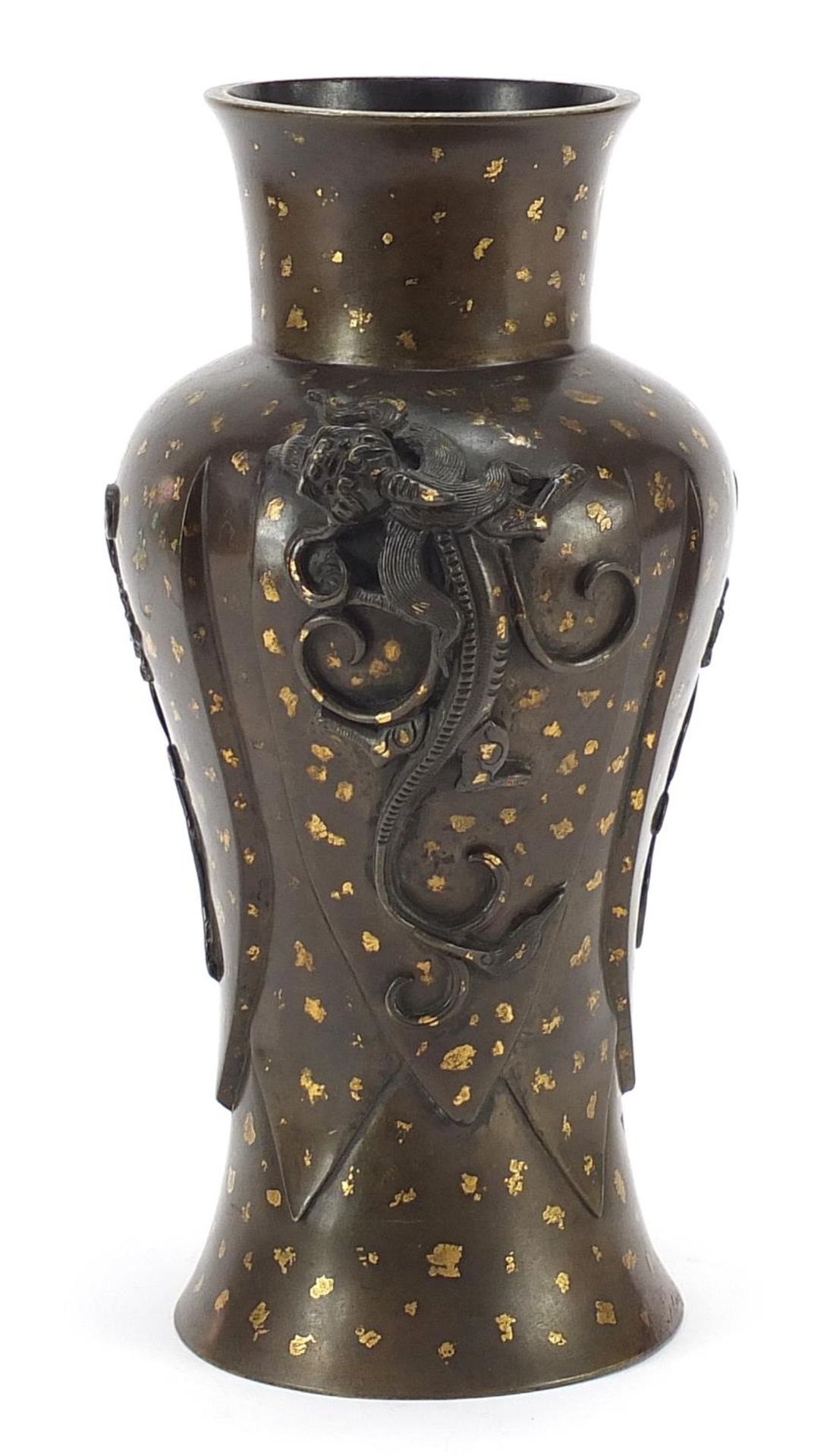 Chinese gold splashed bronze vase with dragon handles, character marks to the base, 22cm high - Image 5 of 8