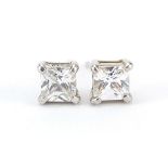 Pair of 9ct gold cubic zirconia stud earrings, 4.8mm x 4.8mm, 1.0g